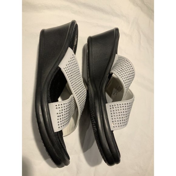 Skechers Women’s Rumblers - Metal Mama Wedge Slip On White Size 11 - Picture 2 of 5